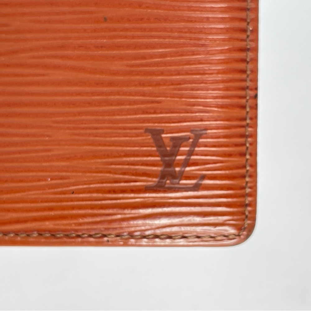 LOUIS VUITTON LV Burnt Sienna Epi Bifold Wallet - Picture 10 of 14